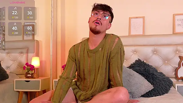 Aiden Gray online show from 02/24/26, 07:48