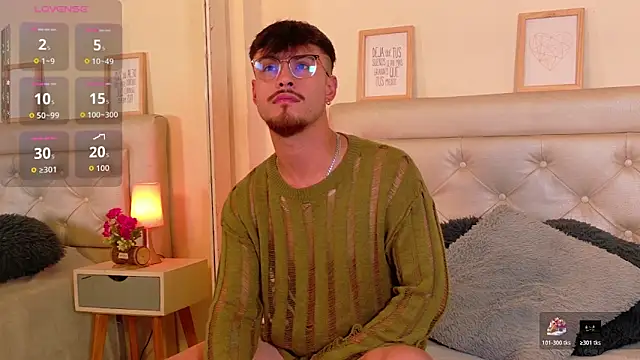 Aiden Gray online show from 02/17/26, 09:12