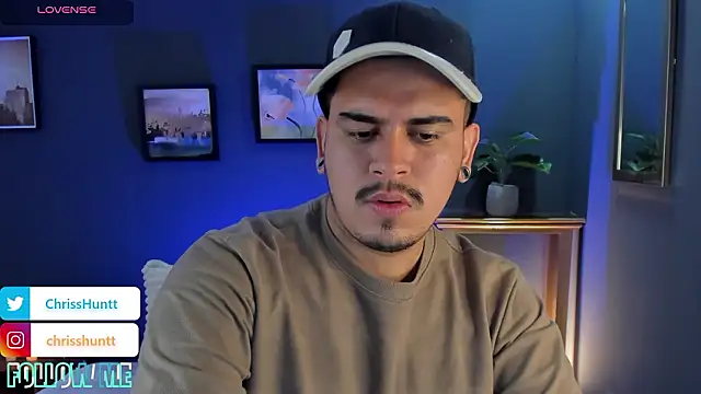 Snapshot of Chriss_Hunt chatting on 03/04/26, 12:13 Chriss Hunt online show from 03/04/26, 12:13