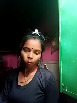 Snapshot of Cut_ikina chatting on 02/05/26, 10:44 Cut ikina online show from 02/05/26, 10:44