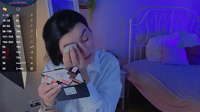 Sofia  Fisher online show from 02/05/26, 07:15