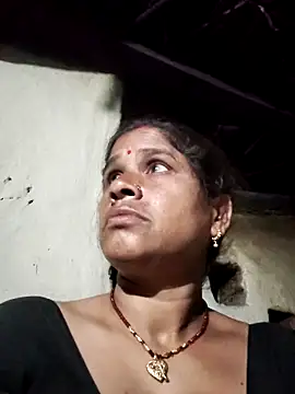 Snapshot of Hot_kiran4 chatting on 02/05/26, 10:16 Hot kiran4 online show from 02/05/26, 10:16