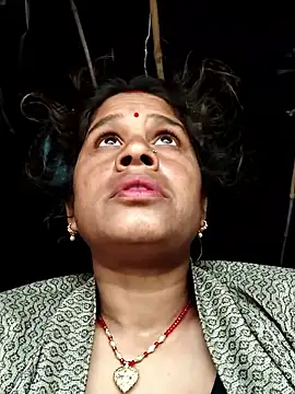 Snapshot of Hot_kiran4 chatting on 02/14/26, 02:23 Hot kiran4 online show from 02/14/26, 02:23