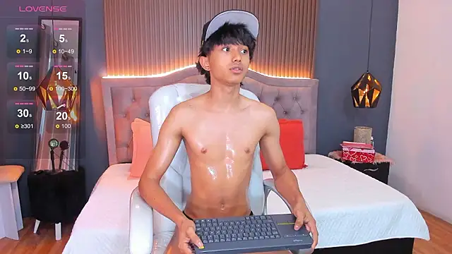 Noa 03 online show from 03/15/26, 02:02