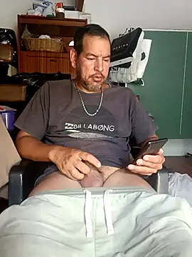 Snapshot of gordorichard chatting on 02/05/26, 05:53 gordorichard online show from 02/05/26, 05:53