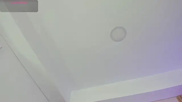 rebeca taylor online show from 04/23/26, 03:02