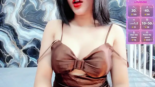 Happy Tu online show from 04/24/26, 12:56