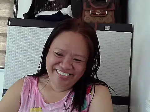 yummychubby29 online show from 05/14/26, 03:14