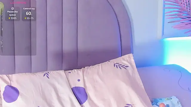 Nalapalmer online show from 06/30/26, 08:20