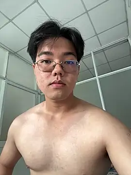 Snapshot of lucas-N888 chatting on 03/23/26, 04:45 lucas-N888 online show from 03/23/26, 04:45