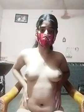 Kitti-Sharma online show from 04/13/26, 04:27