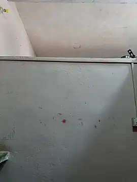Kitti-Sharma online show from 05/16/26, 08:13