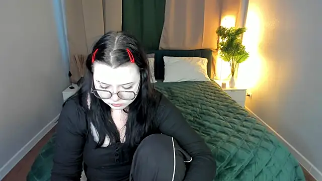 Kira G0ld online show from 03/13/26, 01:10