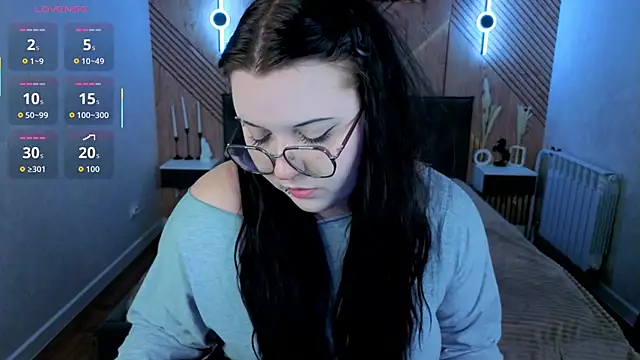 Kira G0ld online show from 05/29/26, 09:04