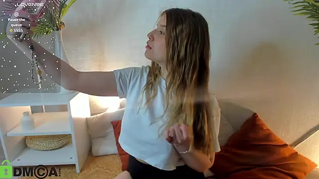 crispy amber online show from 03/07/26, 02:51