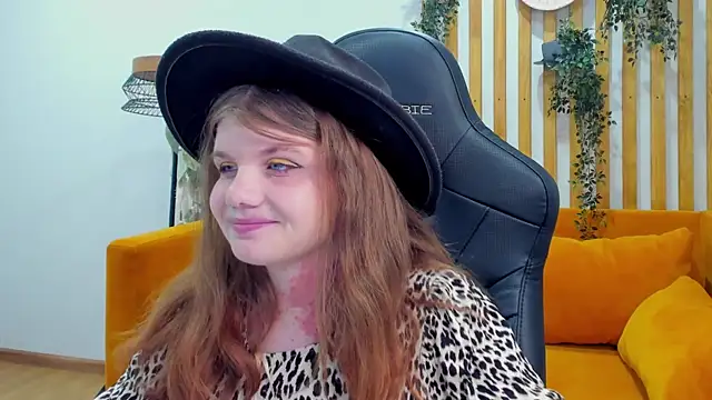 ChloeHalses online show from 07/08/26, 05:02