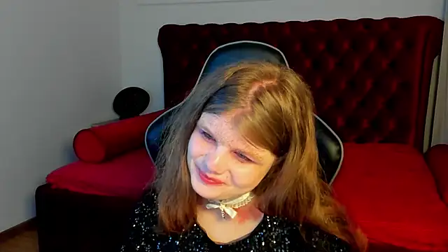 ChloeHalses online show from 04/29/26, 05:22