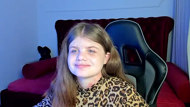 ChloeHalses online show from 05/08/26, 05:06