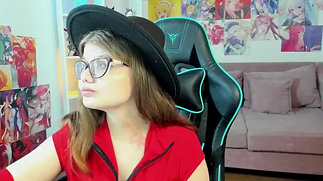 ChloeHalses online show from 03/22/26, 04:19