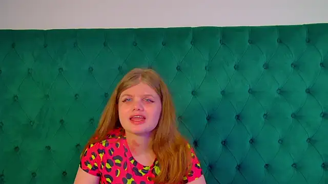 ChloeHalses online show from 04/28/26, 05:12
