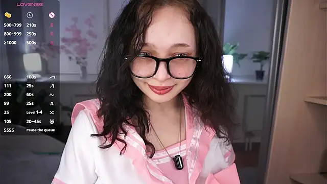 HannaHayles online show from 04/15/26, 05:17