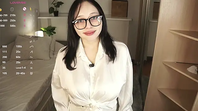 HannaHayles online show from 02/23/26, 05:13