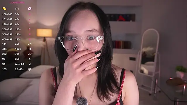 HannaHayles online show from 02/08/26, 05:10