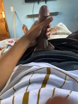 youngsterSA223 online show from 04/18/26, 12:18