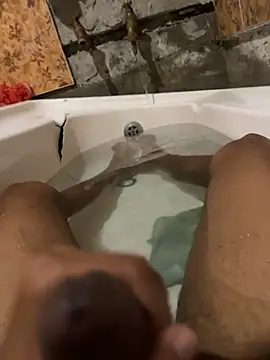 Snapshot of youngsterSA223 chatting on 02/16/26, 06:50 youngsterSA223 online show from 02/16/26, 06:50