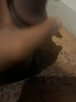 Snapshot of youngsterSA223 chatting on 02/14/26, 06:19 youngsterSA223 online show from 02/14/26, 06:19