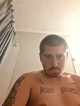 Dede5o4 online show from 04/15/26, 02:39