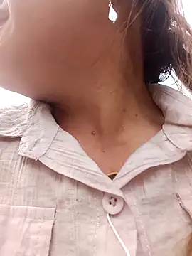 Snapshot of Bigboob_pussyxx chatting on 03/03/26, 05:36 Bigboob pussyxx online show from 03/03/26, 05:36