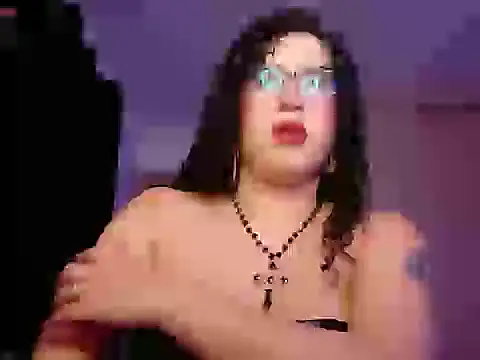 DIVINANGELA online show from 05/12/26, 01:17