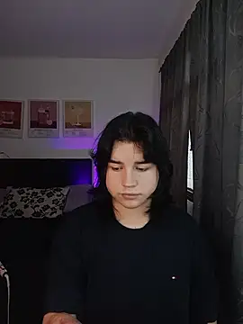 Daniellesins1 online show from 02/04/26, 12:22