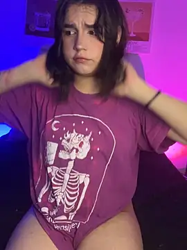 Daniellesins1 online show from 04/12/26, 06:49