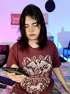 Daniellesins1 online show from 06/10/26, 10:27