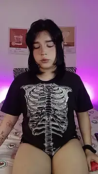 Daniellesins1 online show from 03/07/26, 05:03