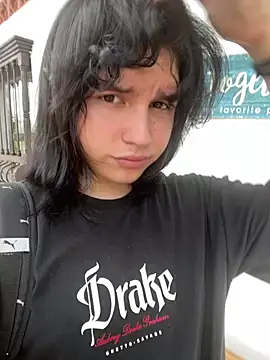 Daniellesins1 online show from 03/23/26, 09:25