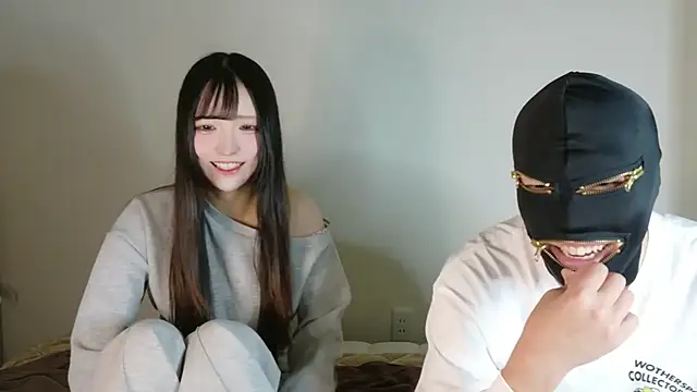 Snapshot of freeterRyo chatting on 03/24/26, 12:27 freeterRyo online show from 03/24/26, 12:27