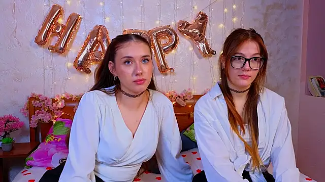 MelanieTwice online show from 02/04/26, 01:17