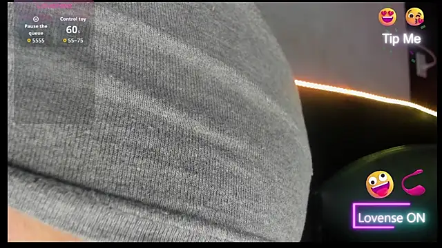 ruby rouse2007 online show from 04/10/26, 11:17