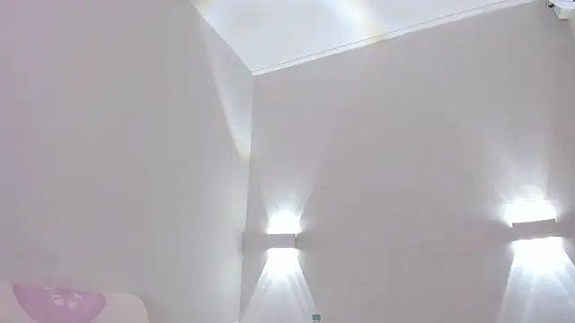 AllanaRosee online show from 07/11/26, 10:32
