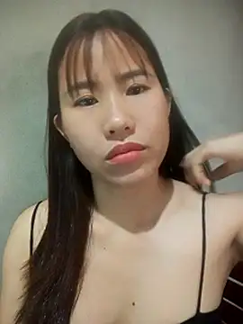 Snapshot of Yui-Ch1682 chatting on 02/06/26, 08:32 Yui-Ch1682 online show from 02/06/26, 08:32