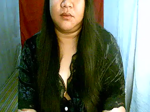 strip berry online show from 07/11/26, 03:34