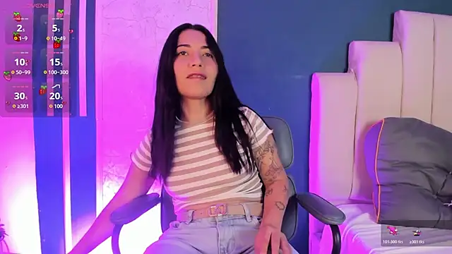 Adrienne   online show from 04/04/26, 10:27