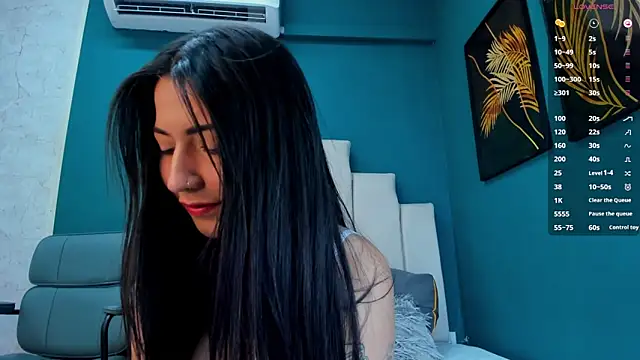 Adrienne   online show from 03/05/26, 04:25