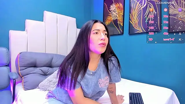 Adrienne   online show from 03/18/26, 08:43