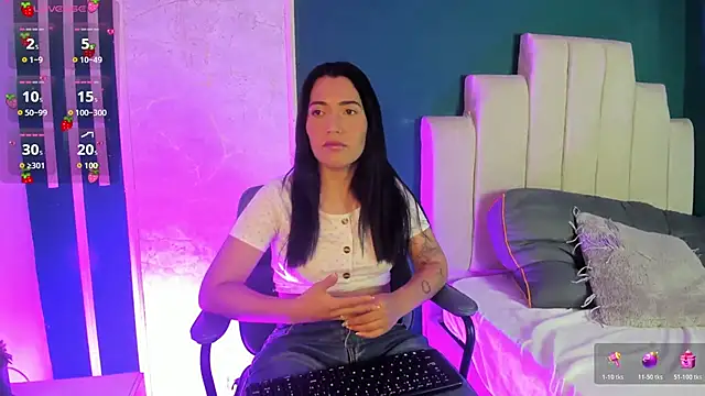 Adrienne   online show from 03/28/26, 09:16