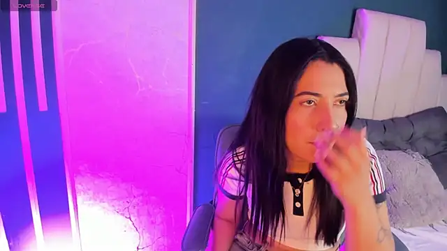 Adrienne   online show from 03/27/26, 08:32