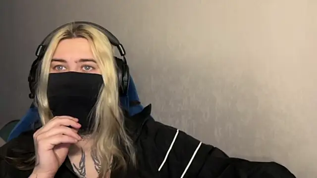 UnaXyling online show from 02/25/26, 12:44